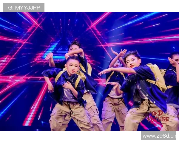 重庆街舞队的力量与魅力探讨：街舞文化在城市中的崛起与影响